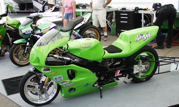 Kawasaki Drag Racing